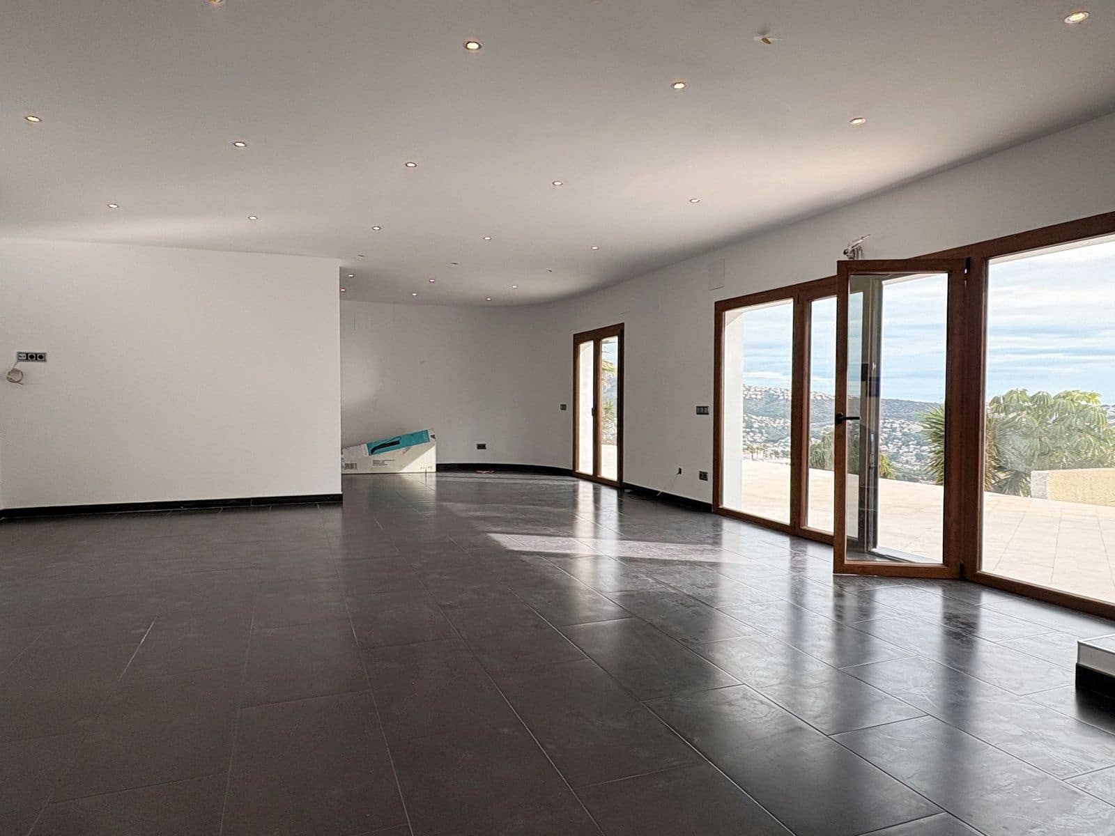 4 soveværelse Villa til salg i Moraira med swimmingpool garage - € 1.450.000 (Ref: 9548920)