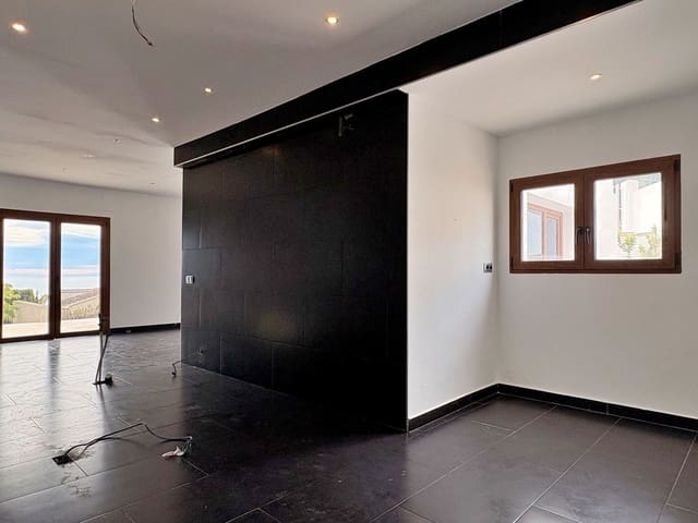 4 soveværelse Villa til salg i Moraira, Teulada-Moraira med swimmingpool garage - € 1.450.000 (Ref: 9548920)