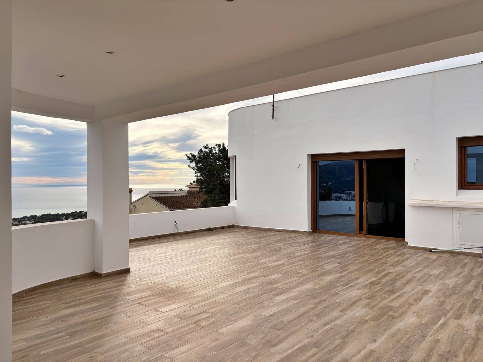 4 soveværelse Villa til salg i Moraira med swimmingpool garage - € 1.450.000 (Ref: 9548920)