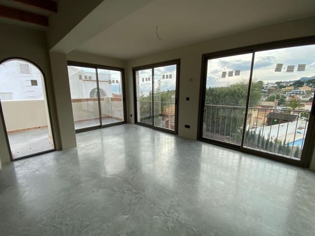 3 soveværelse Villa til salg i Benissa med swimmingpool garage - € 875.000 (Ref: 9552531)