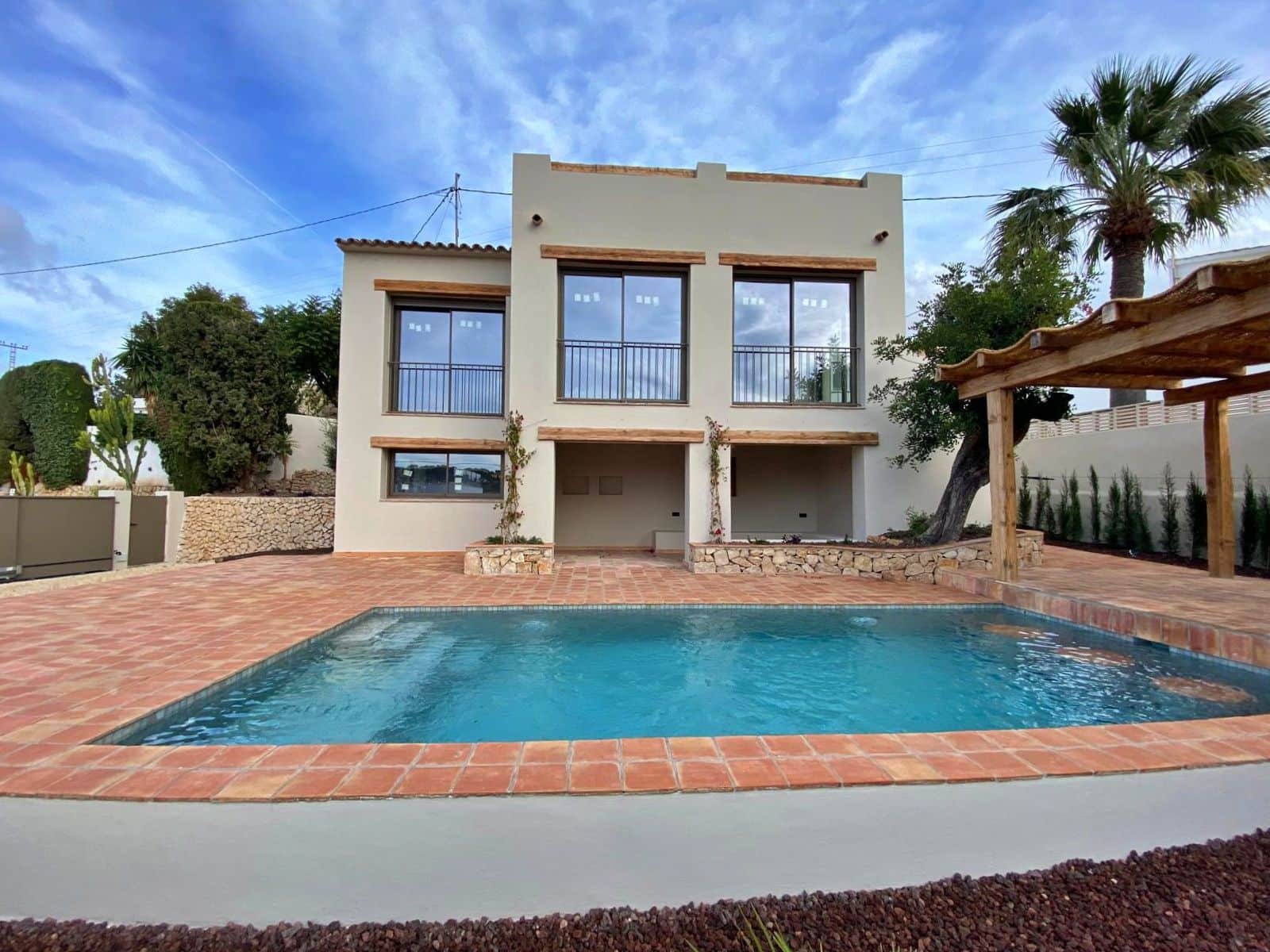 3 soveværelse Villa til salg i Benissa med swimmingpool garage - € 875.000 (Ref: 9552531)