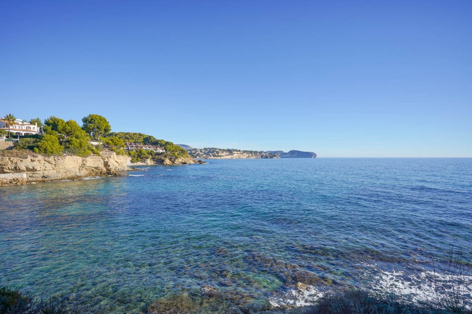 3 bedroom Villa for sale in Montemar with pool - € 610,000 (Ref: 9569664)