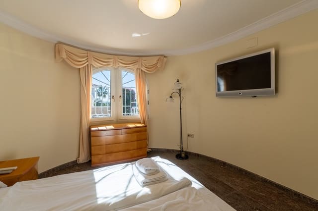 5 soveværelse Villa til salg i Benissa med swimmingpool - € 1.990.000 (Ref: 9569710)