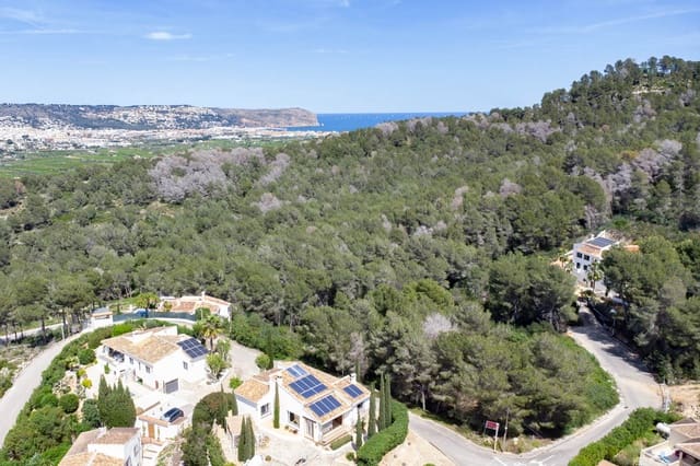 Building Plot for sale in Javea / Xàbia - € 150,000 (Ref: 9569731)