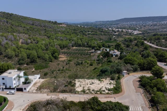 Building Plot for sale in Benitachell / Benitatxell - € 155,000 (Ref: 9569790)