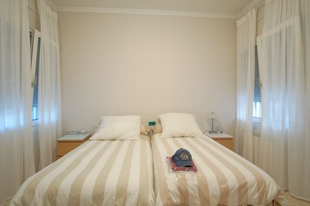 6 chambre Villa/Maison à vendre à Las Rotas / Les Rotes, Dénia avec piscine - 1 060 000 € (Ref: 9569831)