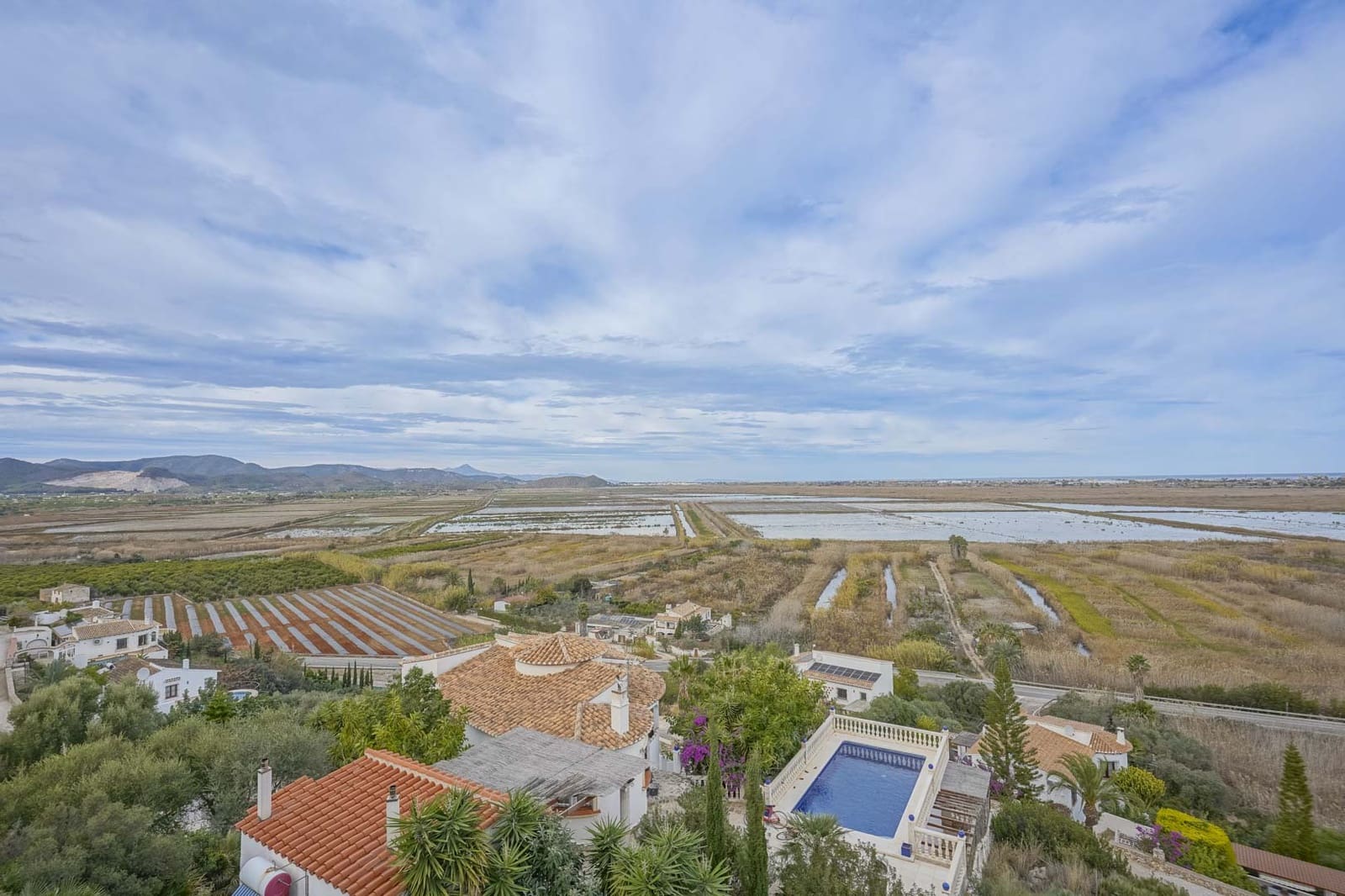 5 bedroom Villa for sale in Monte Pego with pool - € 575,000 (Ref: 9569841)