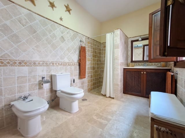 3 makuuhuone Omakotitalo vuokrattavana paikassa La Nucia Pueblo  , La Nucia - 1 100 € (Ref: 9569919)