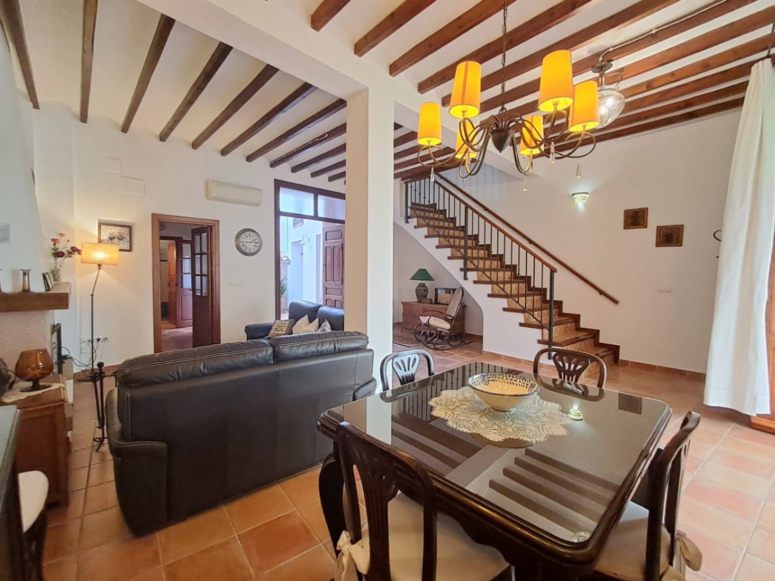 3 makuuhuone Omakotitalo vuokrattavana paikassa La Nucia - 1 100 € (Ref: 9569919)