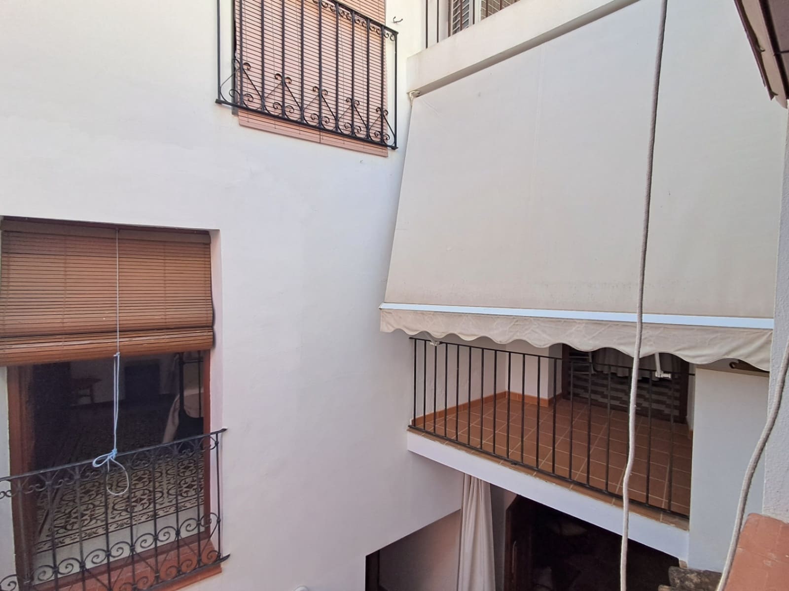 3 makuuhuone Omakotitalo vuokrattavana paikassa La Nucia - 1 100 € (Ref: 9569919)