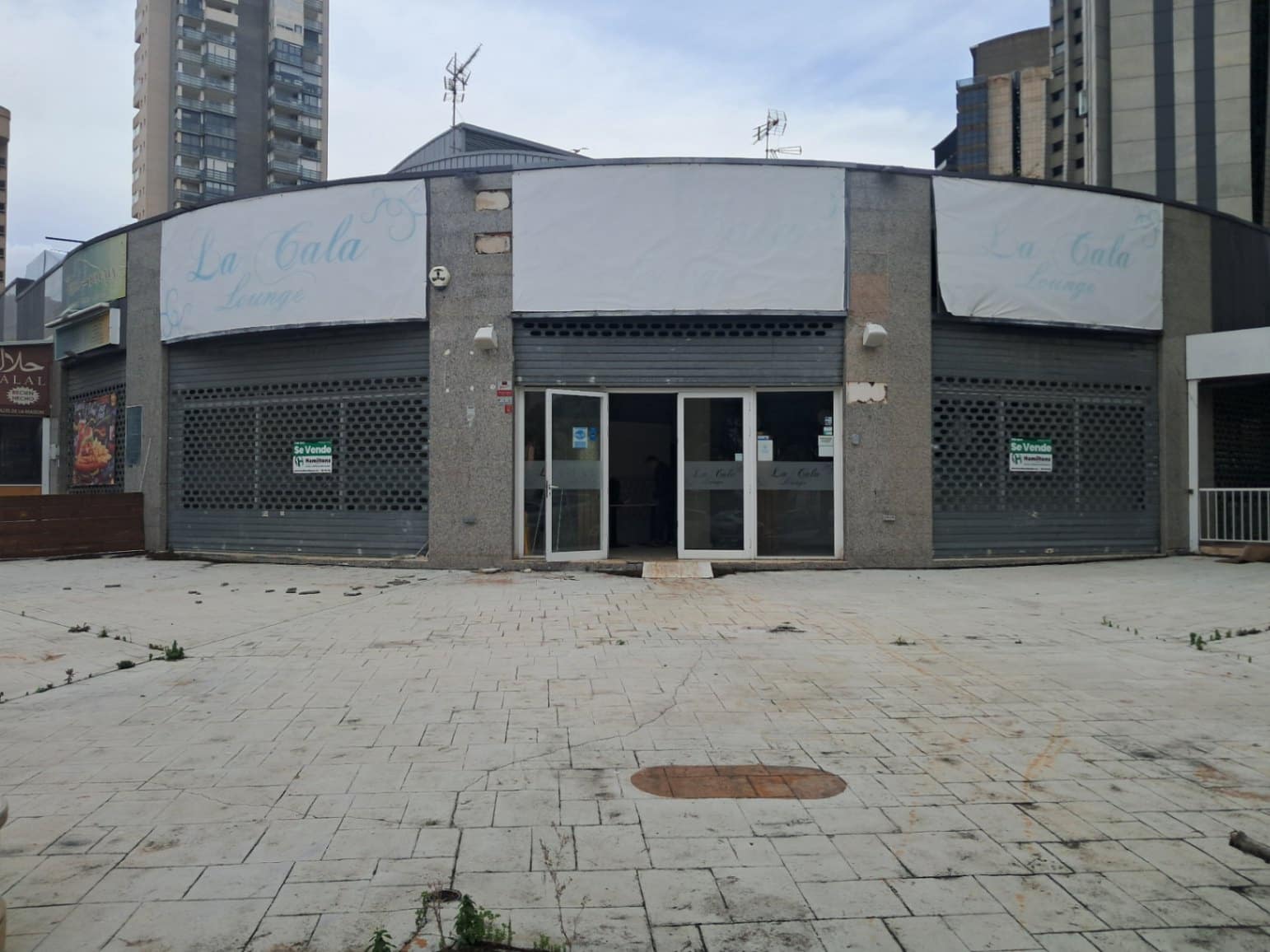 Kommersiell til salgs i Benidorm med garasje - € 325 000 (Ref: 9572085)