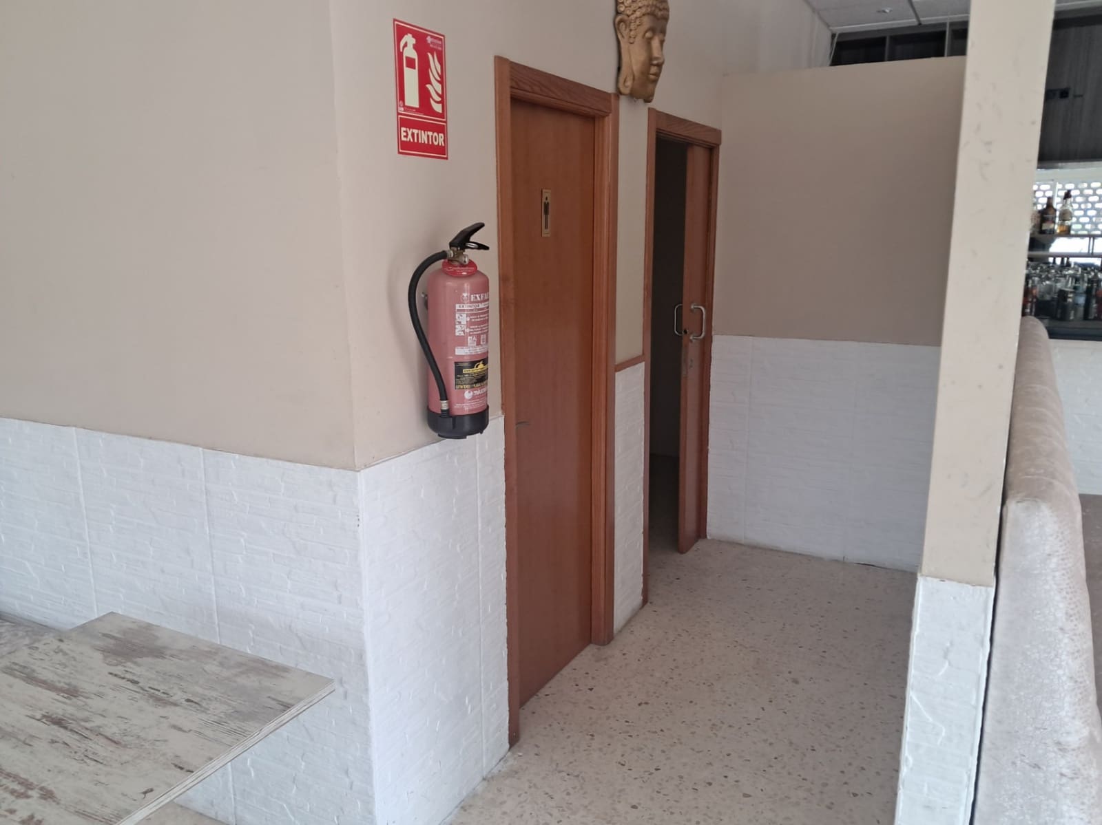 Kommersiell til salgs i Benidorm med garasje - € 325 000 (Ref: 9572085)