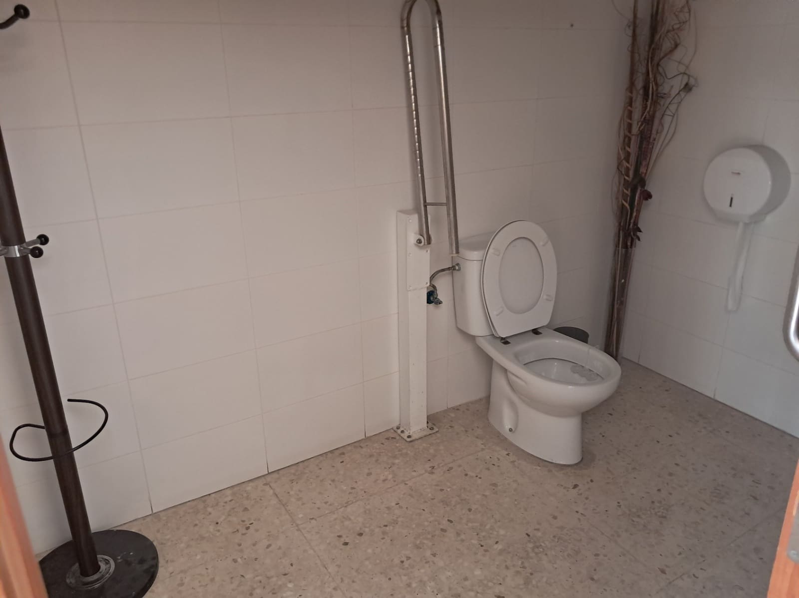 Kommersiell til salgs i Benidorm med garasje - € 325 000 (Ref: 9572085)