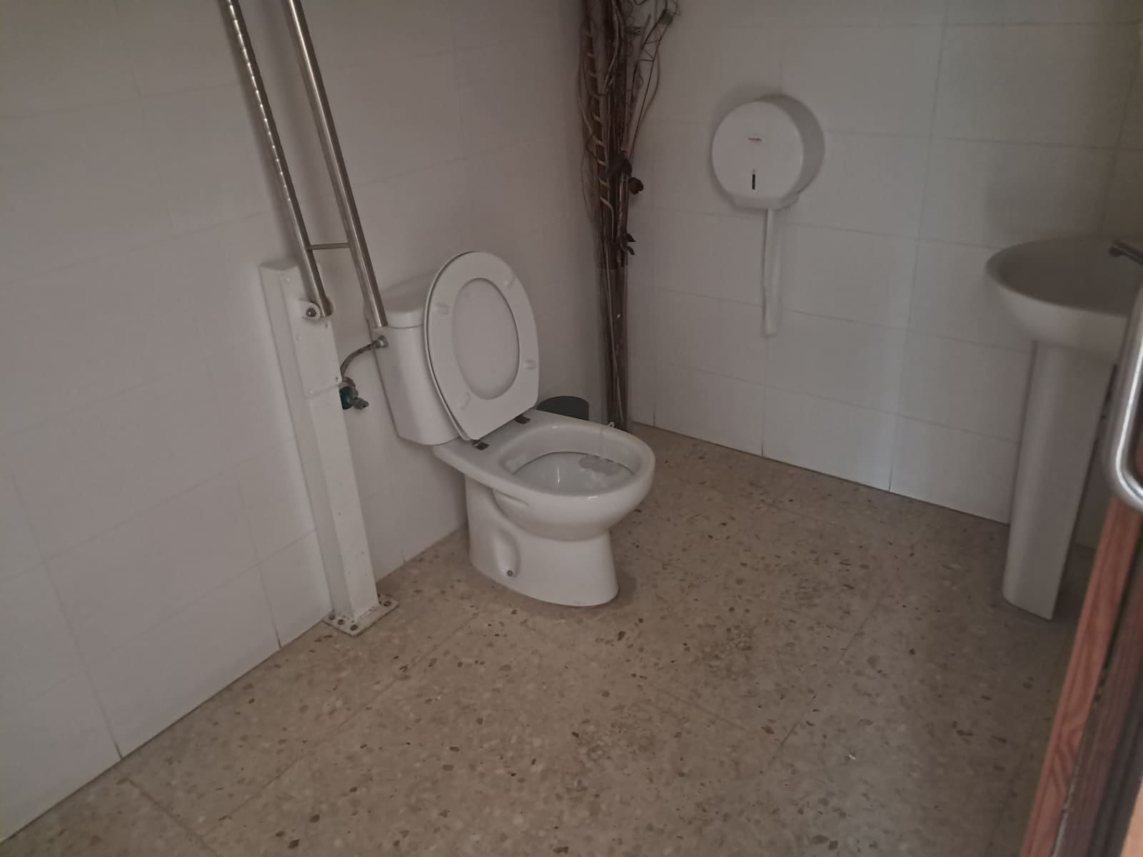 Kommersiell til salgs i Benidorm med garasje - € 325 000 (Ref: 9572085)