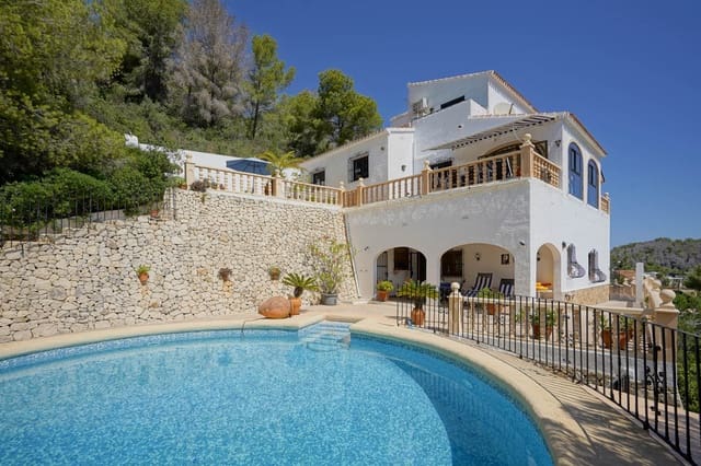 4 soveværelse Villa til salg i Javea / Xàbia med swimmingpool - € 749.000 (Ref: 9584740)