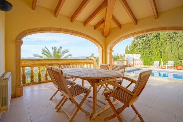 5 bedroom Villa for sale in Javea / Xàbia - € 2,250,000 (Ref: 9584743)