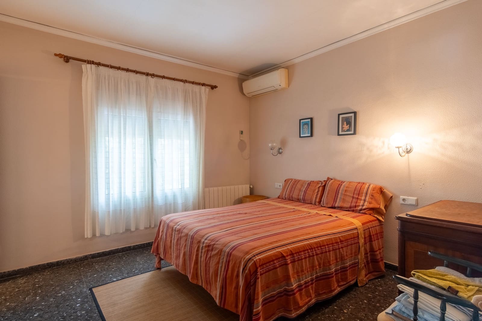 5 makuuhuone Huvila myytävänä paikassa Denia mukana uima-altaan - 1 060 000 € (Ref: 9584797)