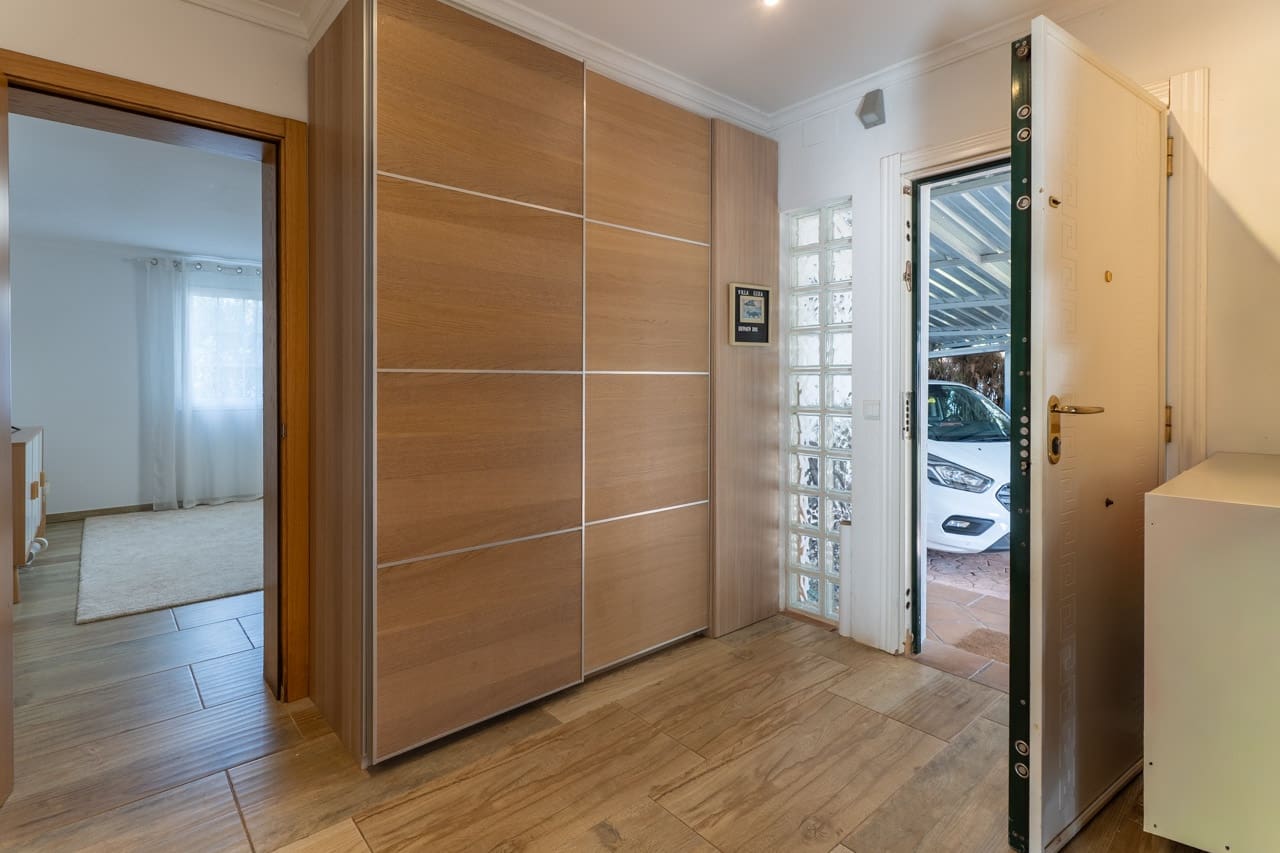 4 makuuhuone Huvila myytävänä paikassa Denia mukana uima-altaan - 659 000 € (Ref: 9584803)