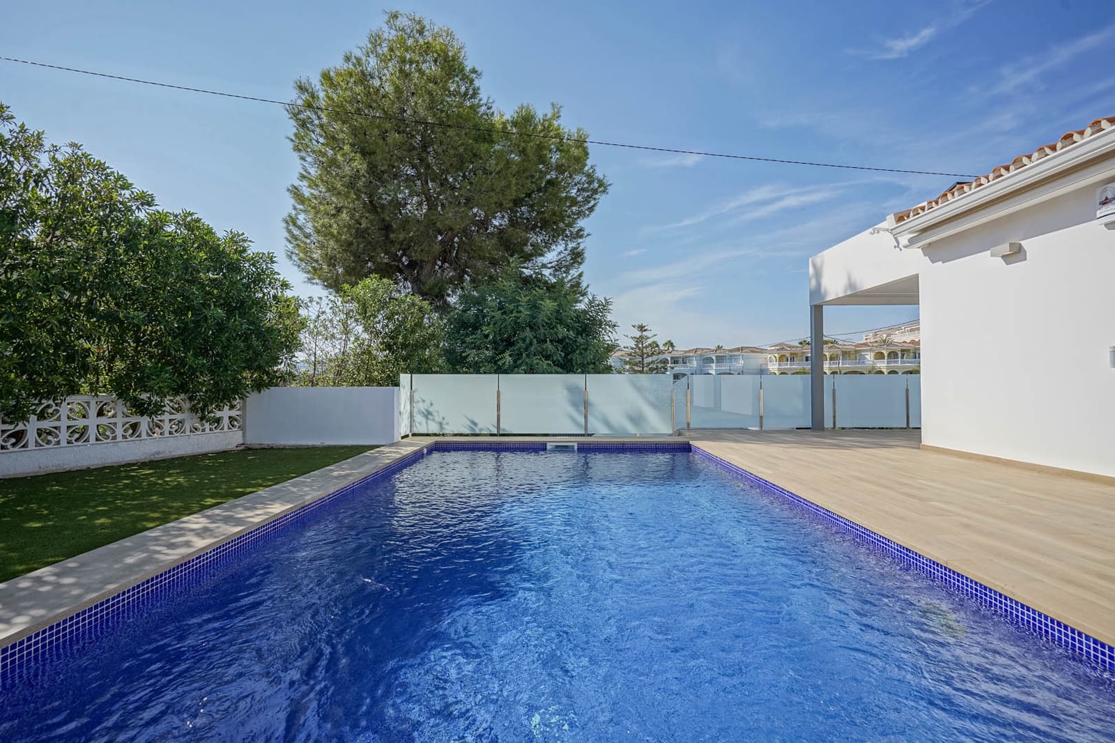 3 slaapkamer Villa te koop in Benissa met zwembad - € 725.000 (Ref: 9584846)