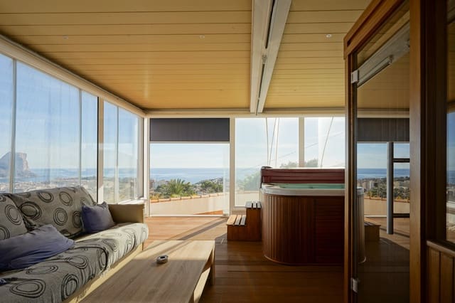 3 makuuhuone Huvila myytävänä paikassa Calpe / Calp mukana uima-altaan - 1 100 000 € (Ref: 9584853)