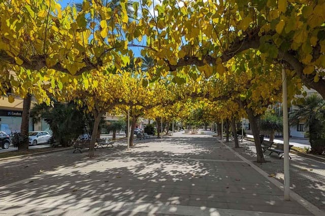 Byggegrund til salg i Moraira, Teulada-Moraira - € 350.000 (Ref: 9584882)