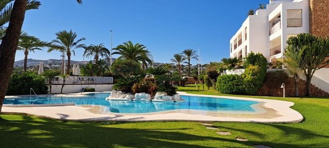 Apartamento de 3 habitaciones en Moraira, Teulada-Moraira en venta con piscina - 560.000 € (Ref: 9593195)