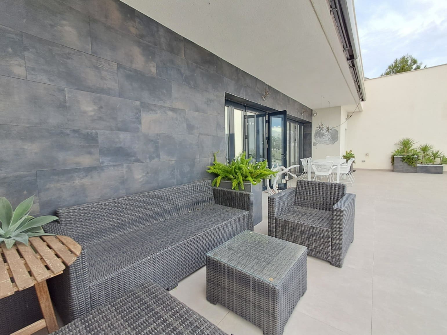 5 makuuhuone Huvila myytävänä paikassa Polop mukana uima-altaan - 720 000 € (Ref: 9598321)