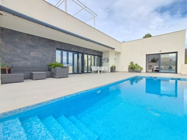 5 makuuhuone Huvila myytävänä paikassa Polop mukana uima-altaan - 720 000 € (Ref: 9598321)