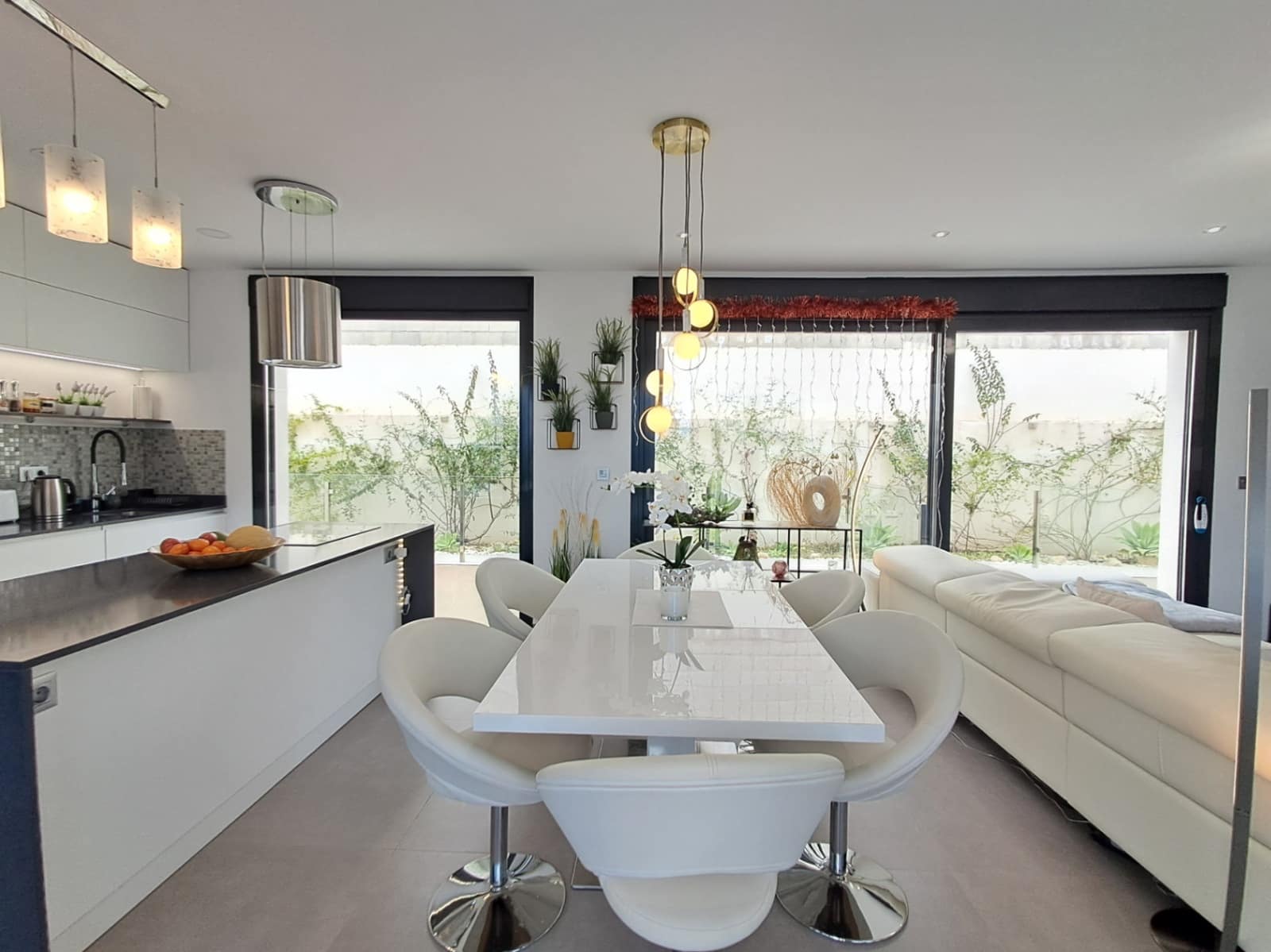 5 makuuhuone Huvila myytävänä paikassa Polop mukana uima-altaan - 720 000 € (Ref: 9598321)