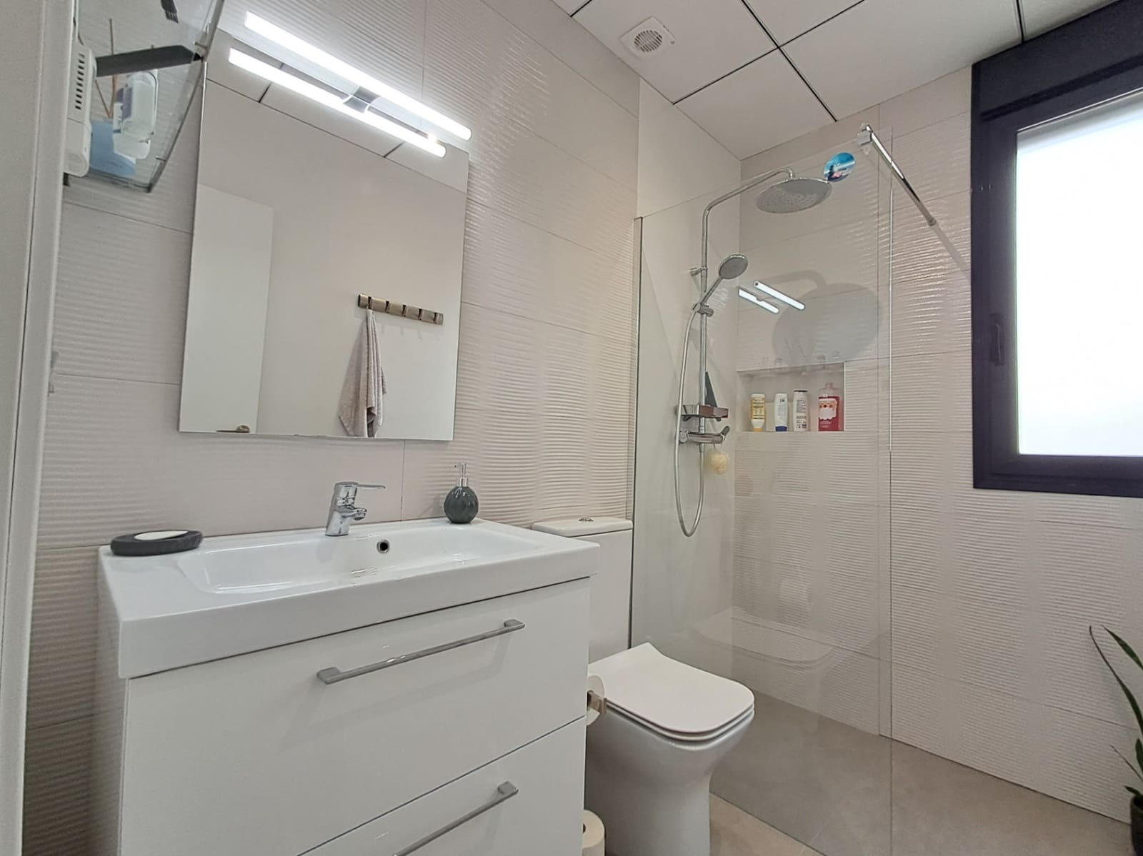 5 makuuhuone Huvila myytävänä paikassa Polop mukana uima-altaan - 720 000 € (Ref: 9598321)