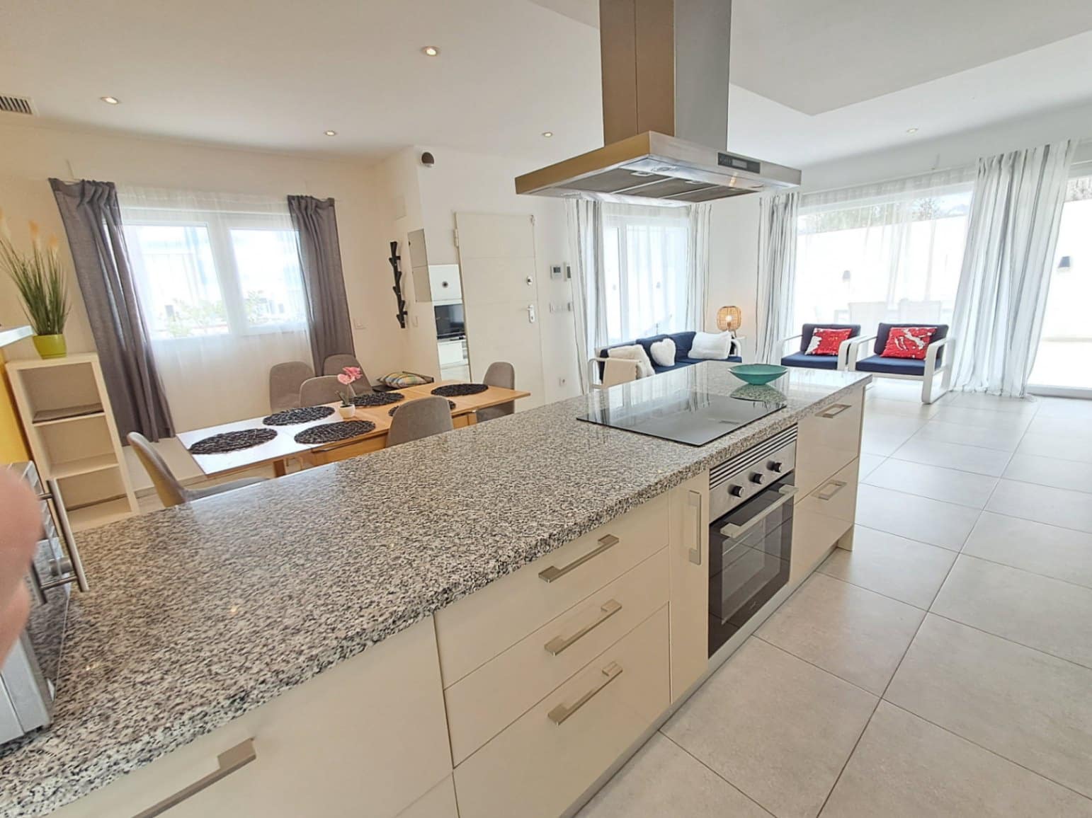 3 soveværelse Villa til salg i Polop med swimmingpool - € 460.000 (Ref: 9603431)