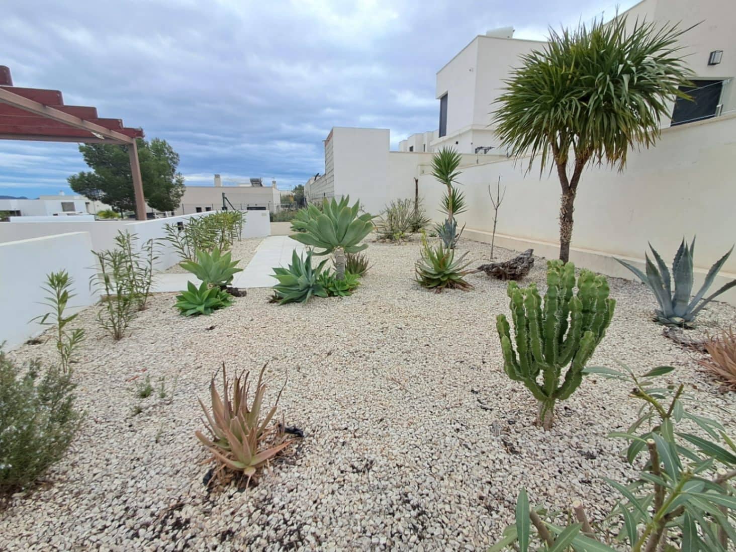 3 soveværelse Villa til salg i Polop med swimmingpool - € 460.000 (Ref: 9603431)