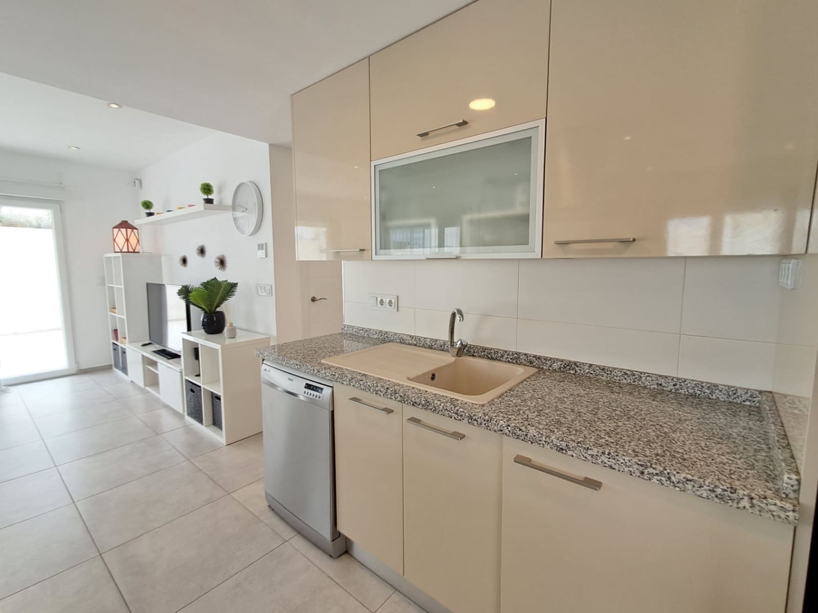 3 soveværelse Villa til salg i Polop med swimmingpool - € 460.000 (Ref: 9603431)