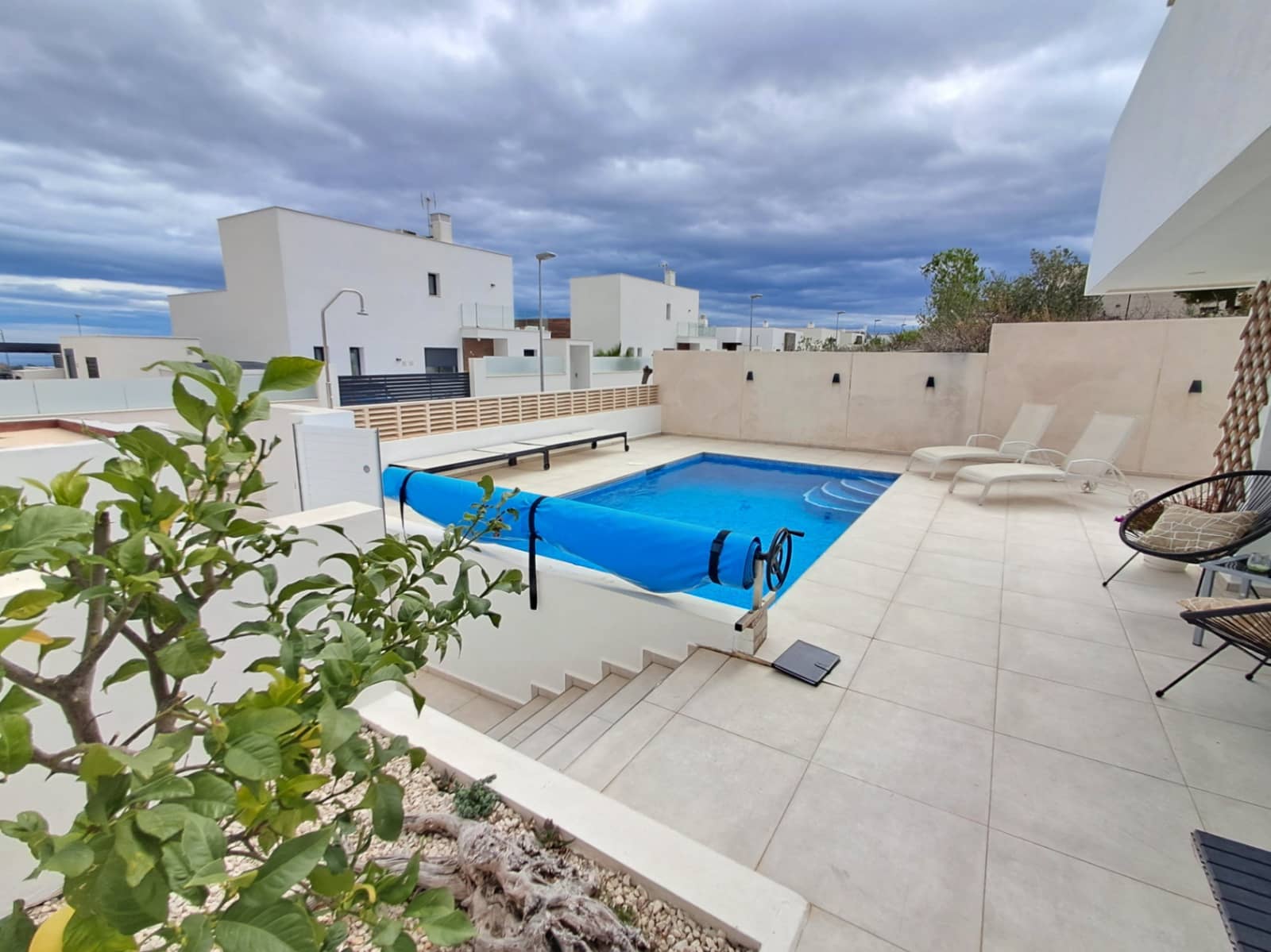 3 soveværelse Villa til salg i Polop med swimmingpool - € 460.000 (Ref: 9603431)