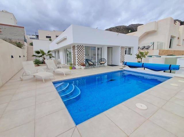 3 soveværelse Villa til salg i Polop med swimmingpool - € 460.000 (Ref: 9603431)