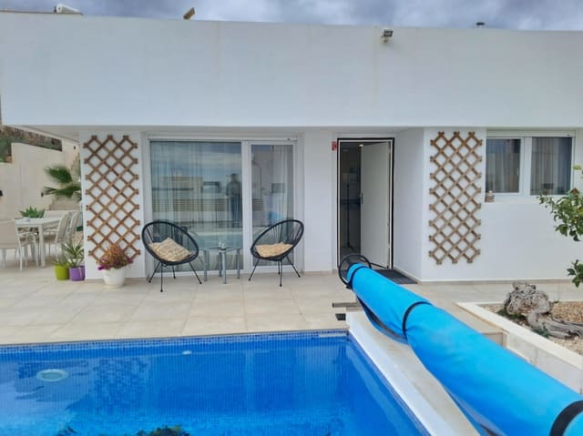 3 soveværelse Villa til salg i Polop med swimmingpool - € 460.000 (Ref: 9603431)