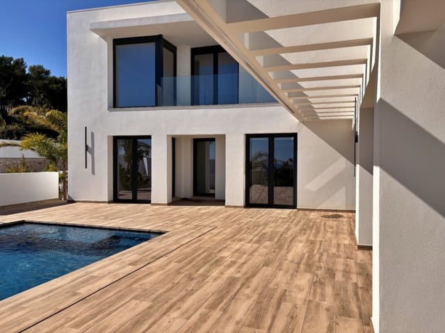 Chalet de 3 habitaciones en Moraira, Teulada-Moraira en venta con piscina - 2.250.000 € (Ref: 9626290)