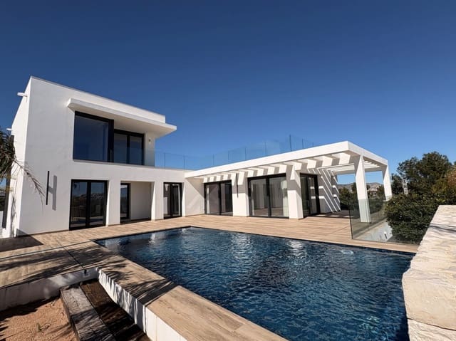 Chalet de 3 habitaciones en Moraira, Teulada-Moraira en venta con piscina - 2.250.000 € (Ref: 9626290)