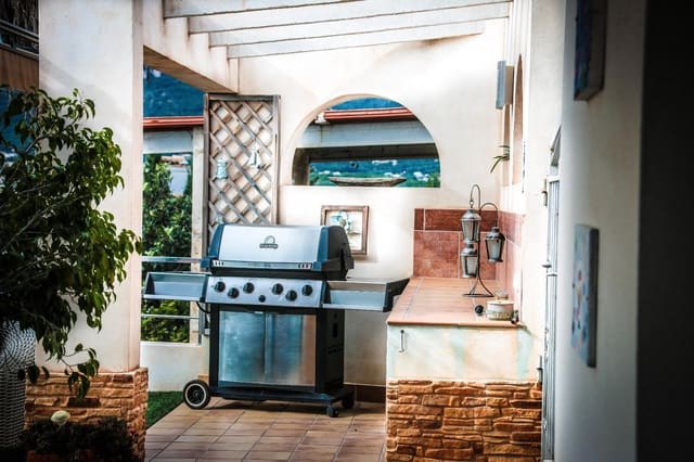 4 soverom Villa til salgs i Calpe / Calp - € 950 000 (Ref: 9630541)