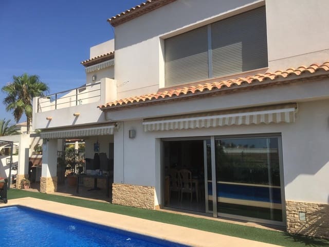 4 soverom Villa til salgs i Calpe / Calp - € 950 000 (Ref: 9630541)