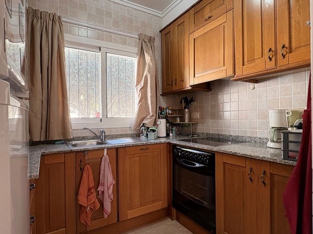 2 slaapkamer Villa te koop in Benitachell / Benitatxell met zwembad - € 299.000 (Ref: 9652850)