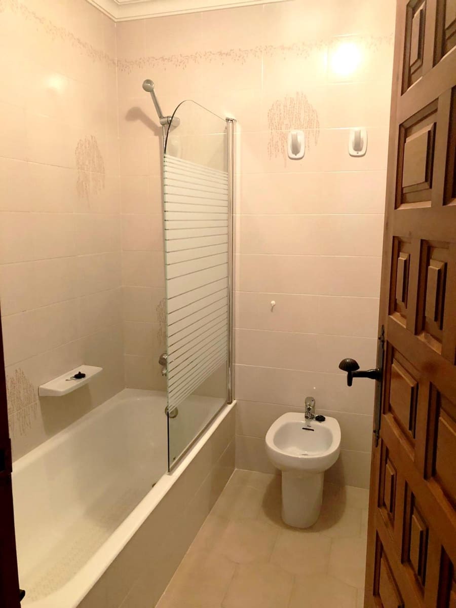 Chalet de 2 habitaciones en Benidoleig en venta con piscina - 263.000 € (Ref: 9666983)