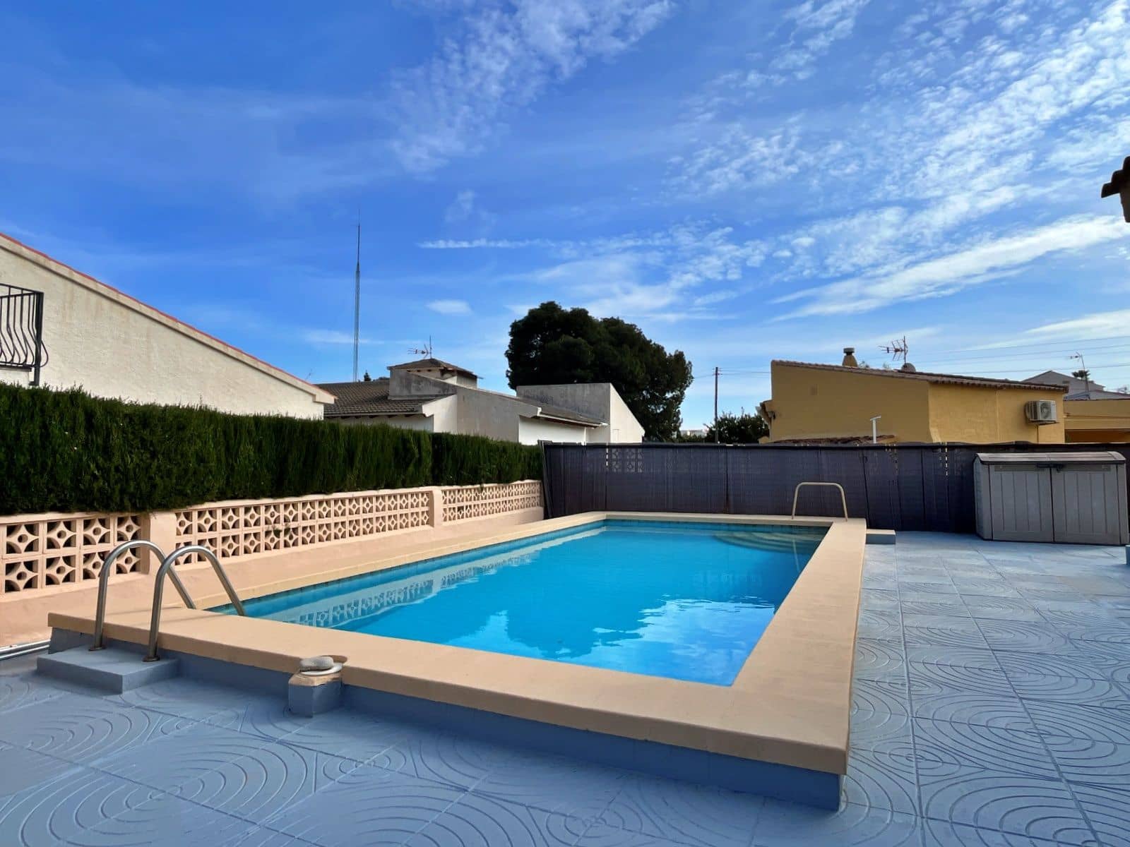 3 makuuhuone Huvila vuokrattavana paikassa Calpe / Calp mukana uima-altaan - 1 500 € (Ref: 9666984)