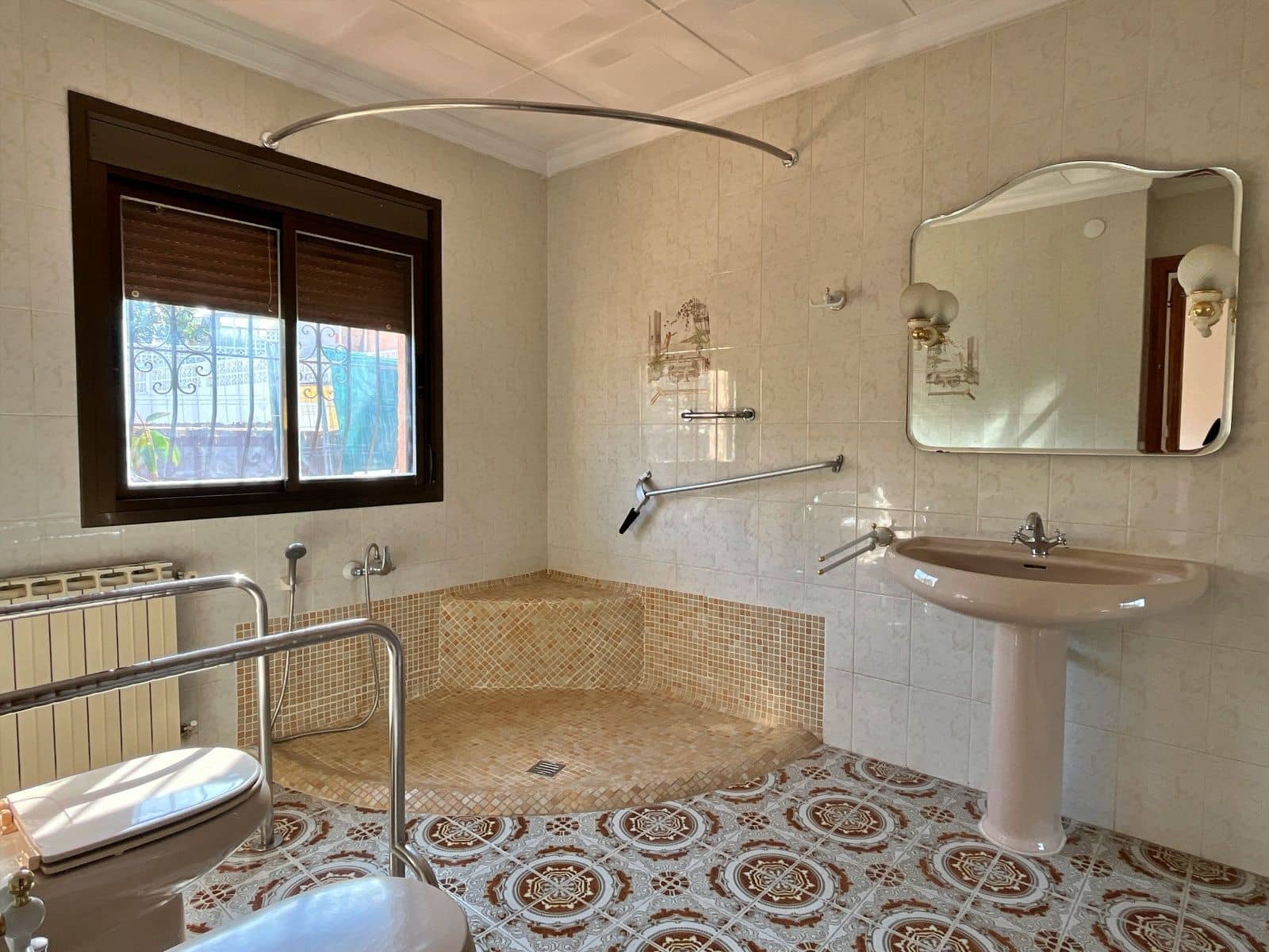 3 makuuhuone Huvila vuokrattavana paikassa Calpe / Calp mukana uima-altaan - 1 500 € (Ref: 9666984)