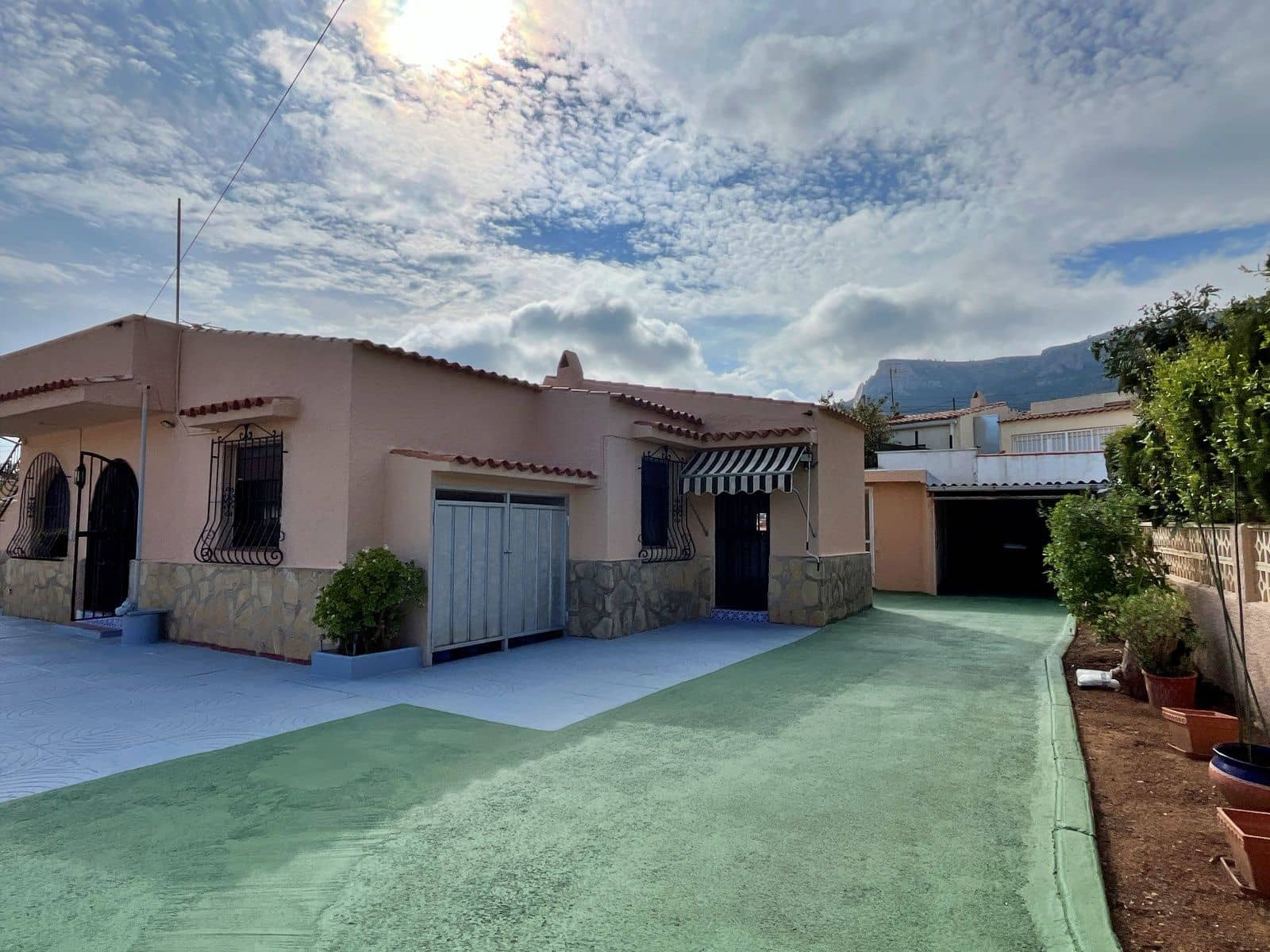 3 makuuhuone Huvila vuokrattavana paikassa Calpe / Calp mukana uima-altaan - 1 500 € (Ref: 9666984)