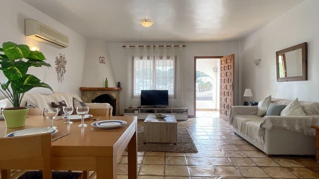 6 sypialnia Willa na sprzedaż w Moraira, Teulada-Moraira z basenem - 699 950 € (Ref: 9679189)