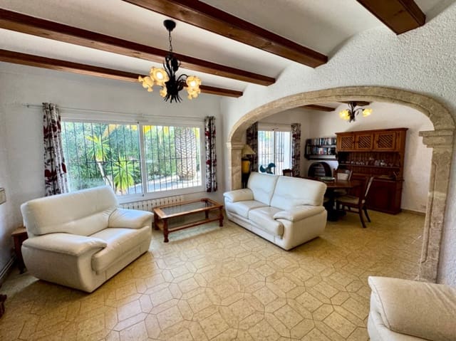 4 camera da letto Villa in vendita in Javea / Xàbia con piscina - 595.000 € (Rif: 9685673)