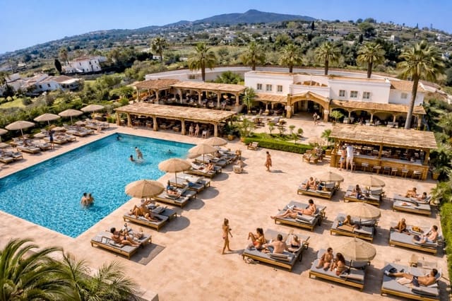 Restaurant/Bar til salg i Javea / Xàbia med swimmingpool garage - € 1.050.000 (Ref: 9687471)