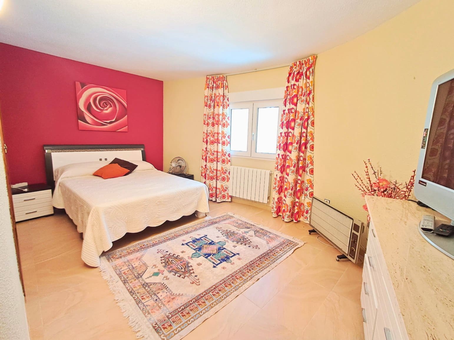 5 bedroom Villa for sale in Altea with pool garage - € 995,000 (Ref: 9694030)