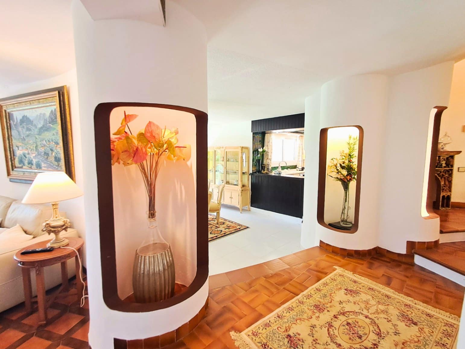 5 bedroom Villa for sale in Altea with pool garage - € 995,000 (Ref: 9694030)